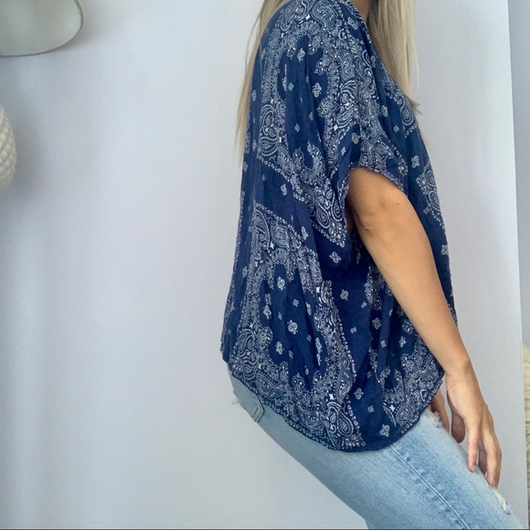 3 FOR $35 - Springfield Paisley Print Beach Top - Picture 6 of 10